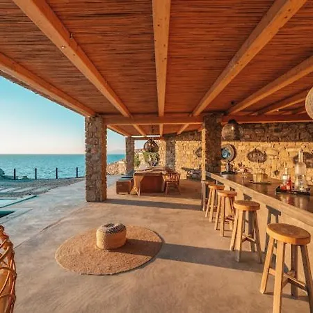 Shark Luxury Villa